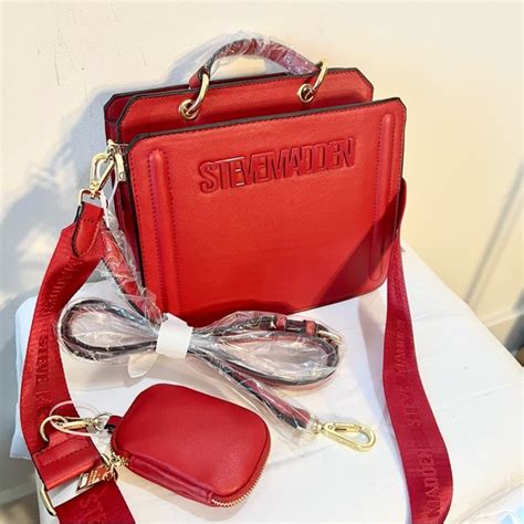 steve madden beverly bag.